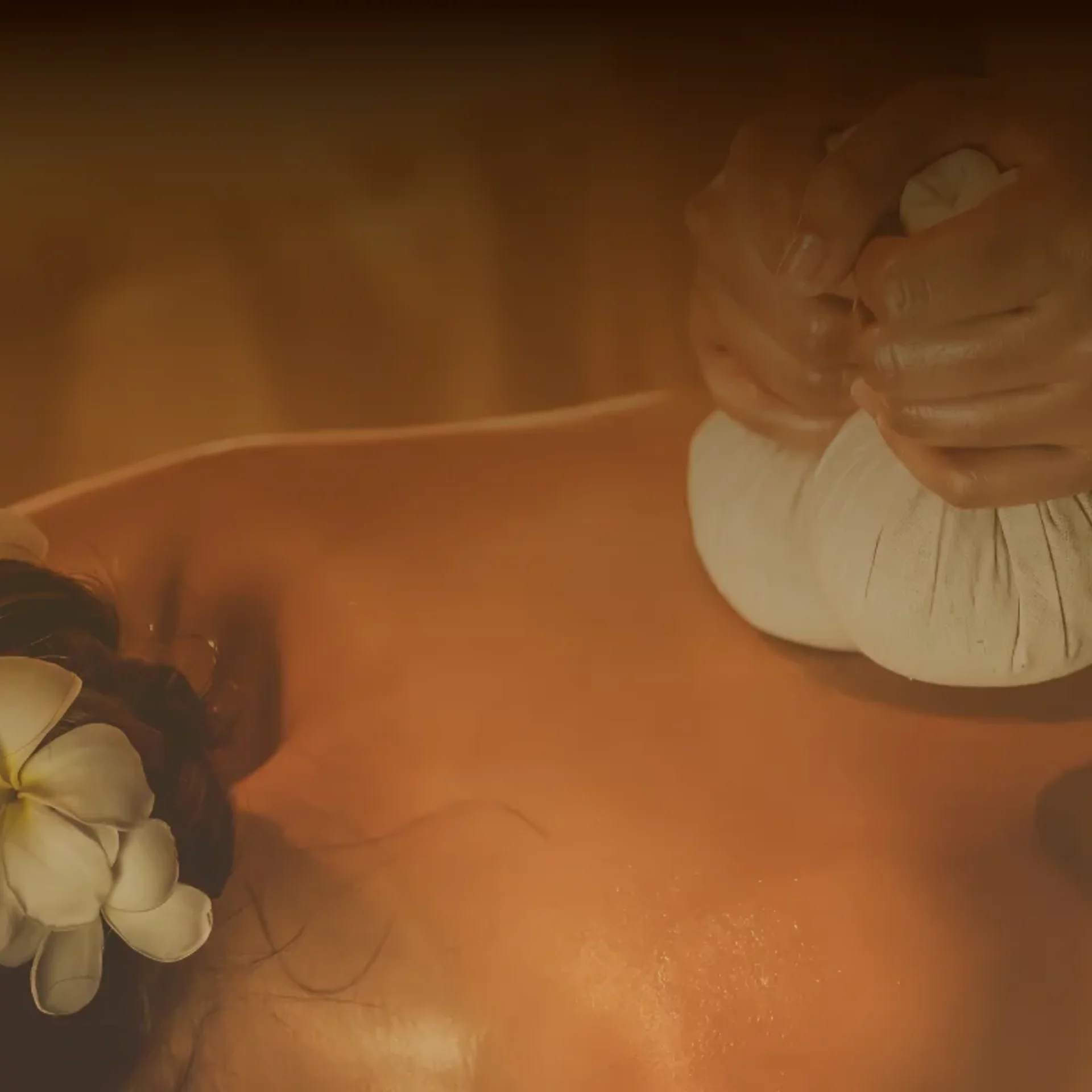 Oživte svoje zmysly s bylinnou thajskou masážou